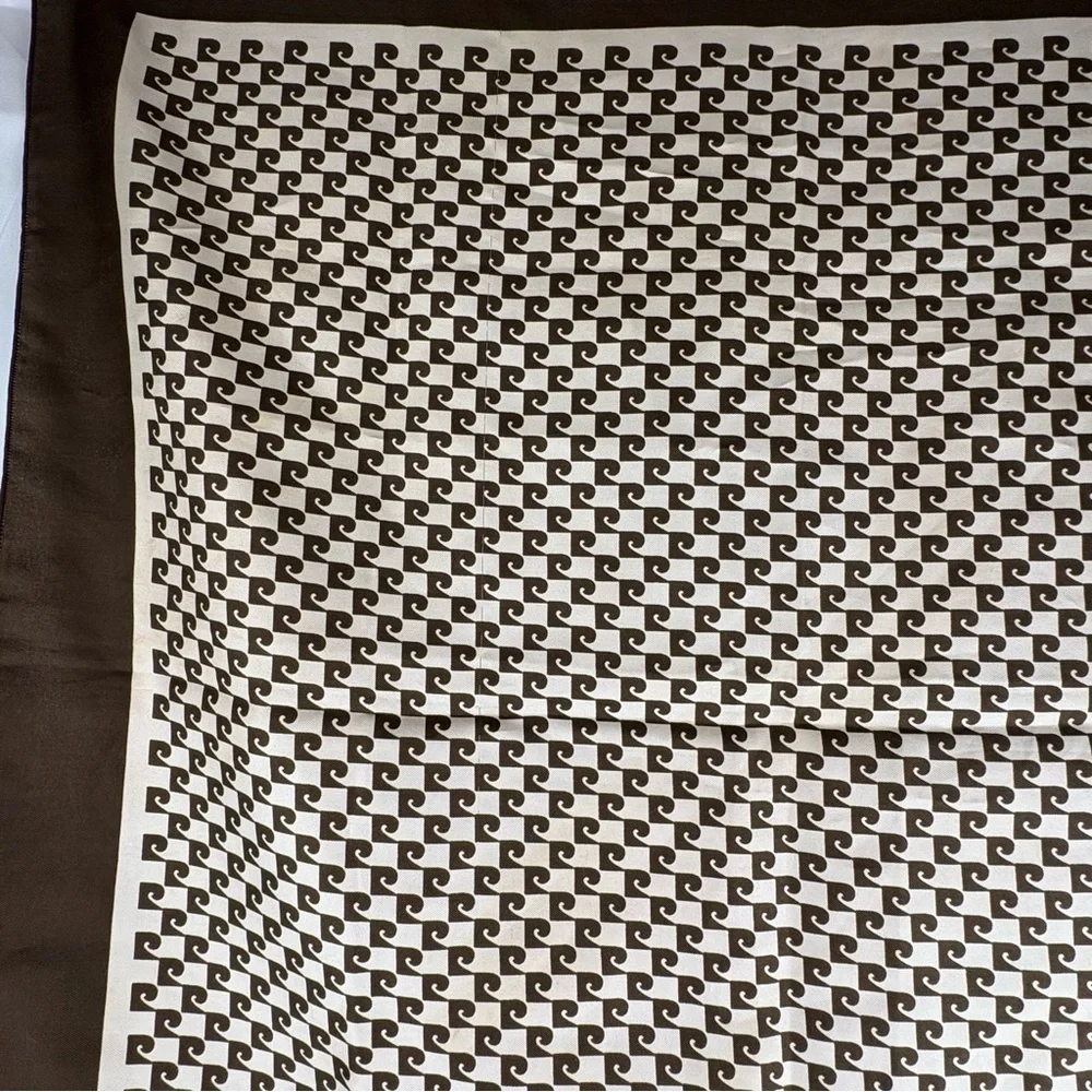 Pierre Cardin Paris Signature Brown & Cream Patterned Scarf Vintage 1980-1989